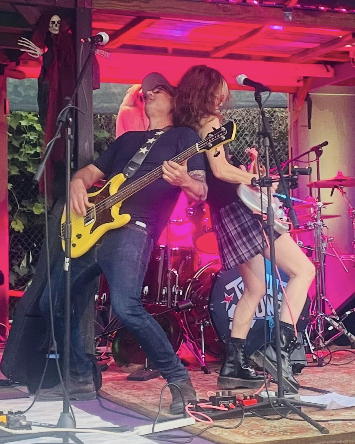 About AK Lady Ballers